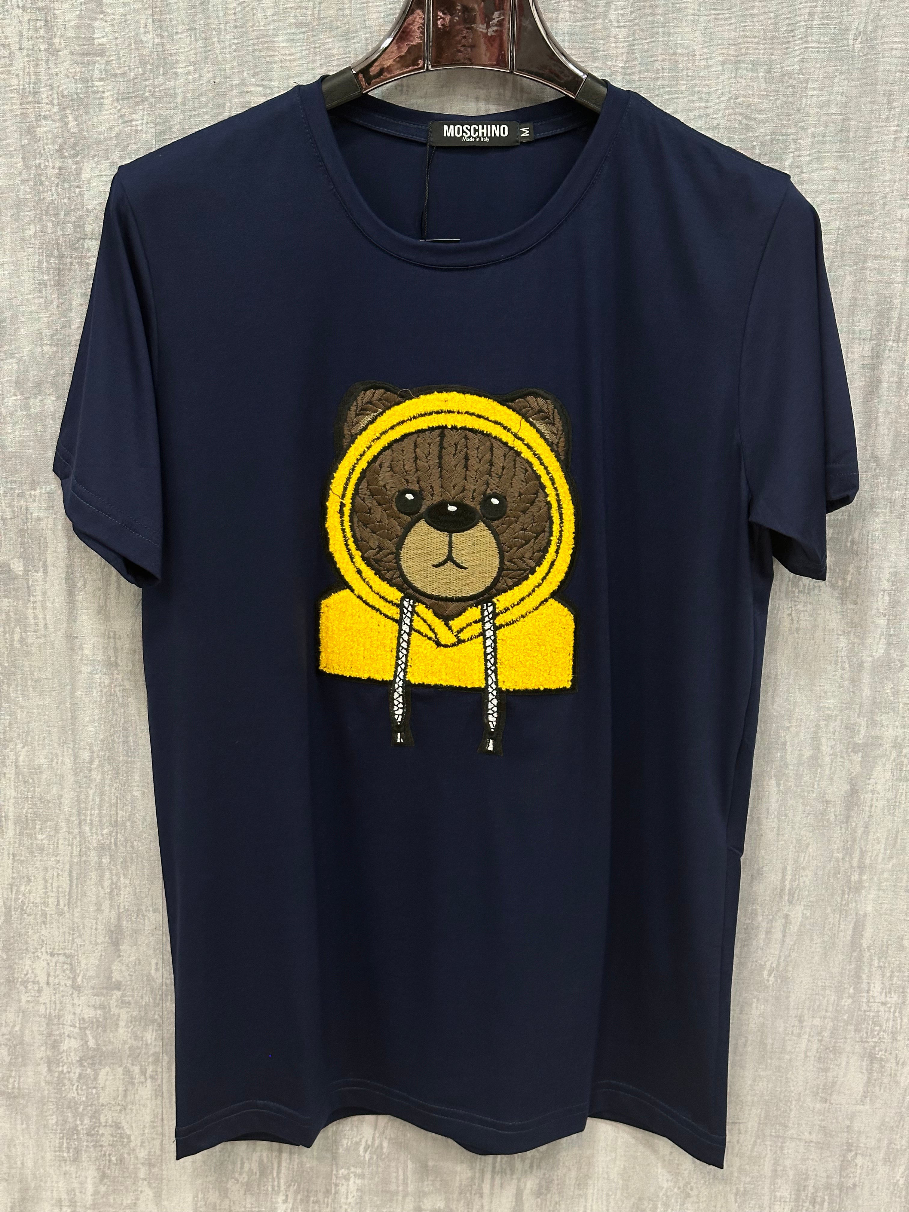 Camiseta MALHA CHINESA MOSCHINO Urso de Capuz FVJ 250 365