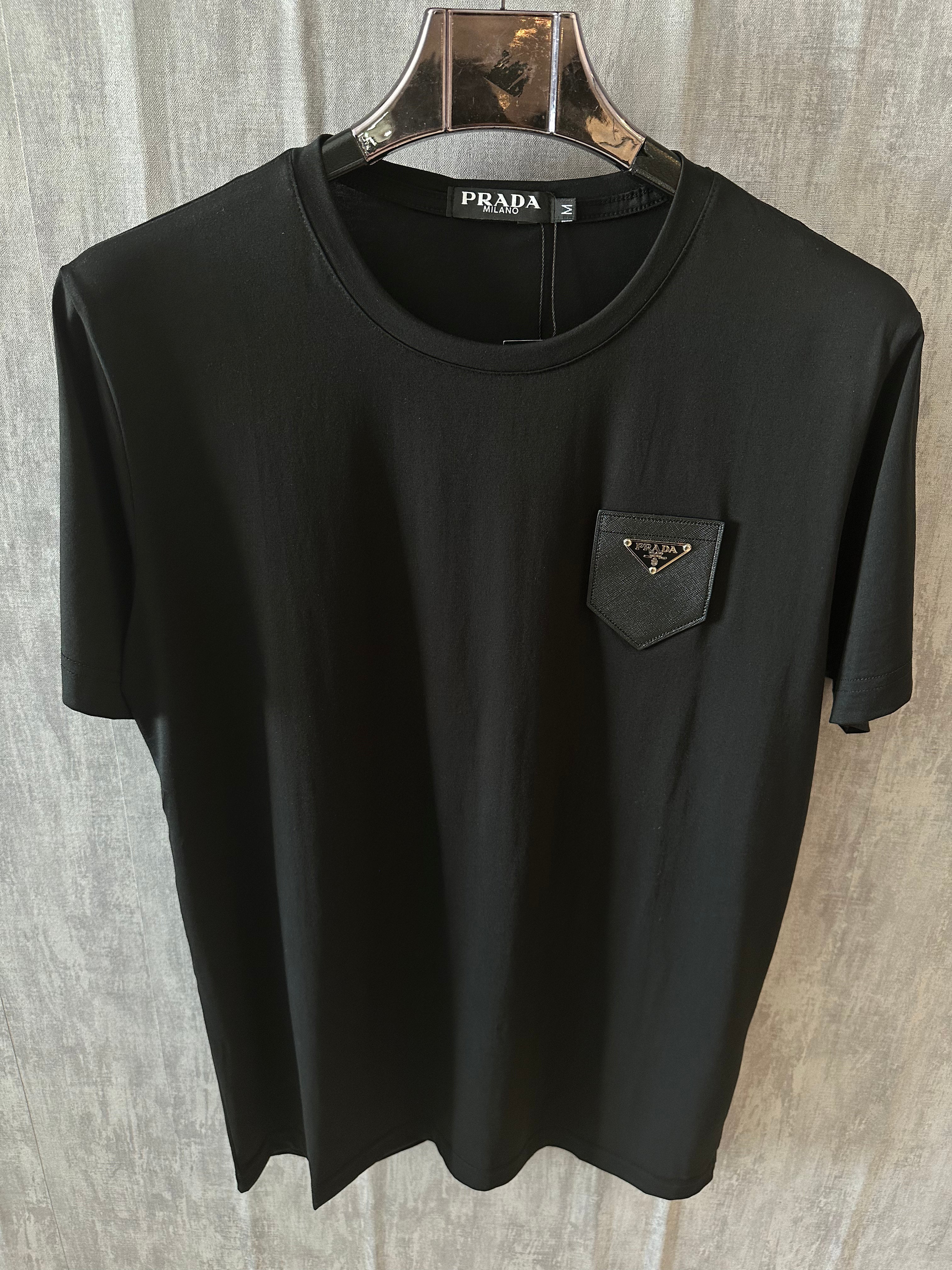 Camiseta MALHA CHINESA PRADA Tag Emborrachada FVJ 328