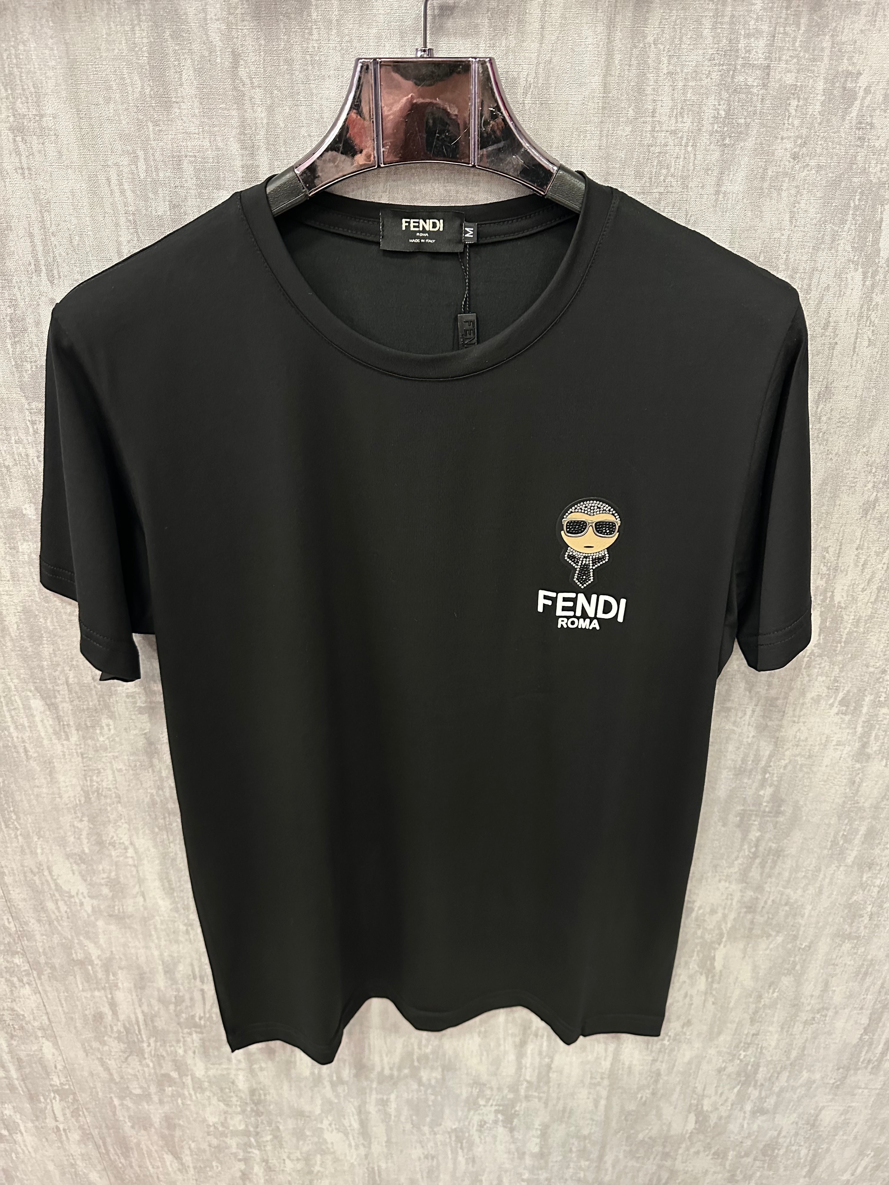 Camiseta MALHA CHINESA FENDI Carinha de oculos 117