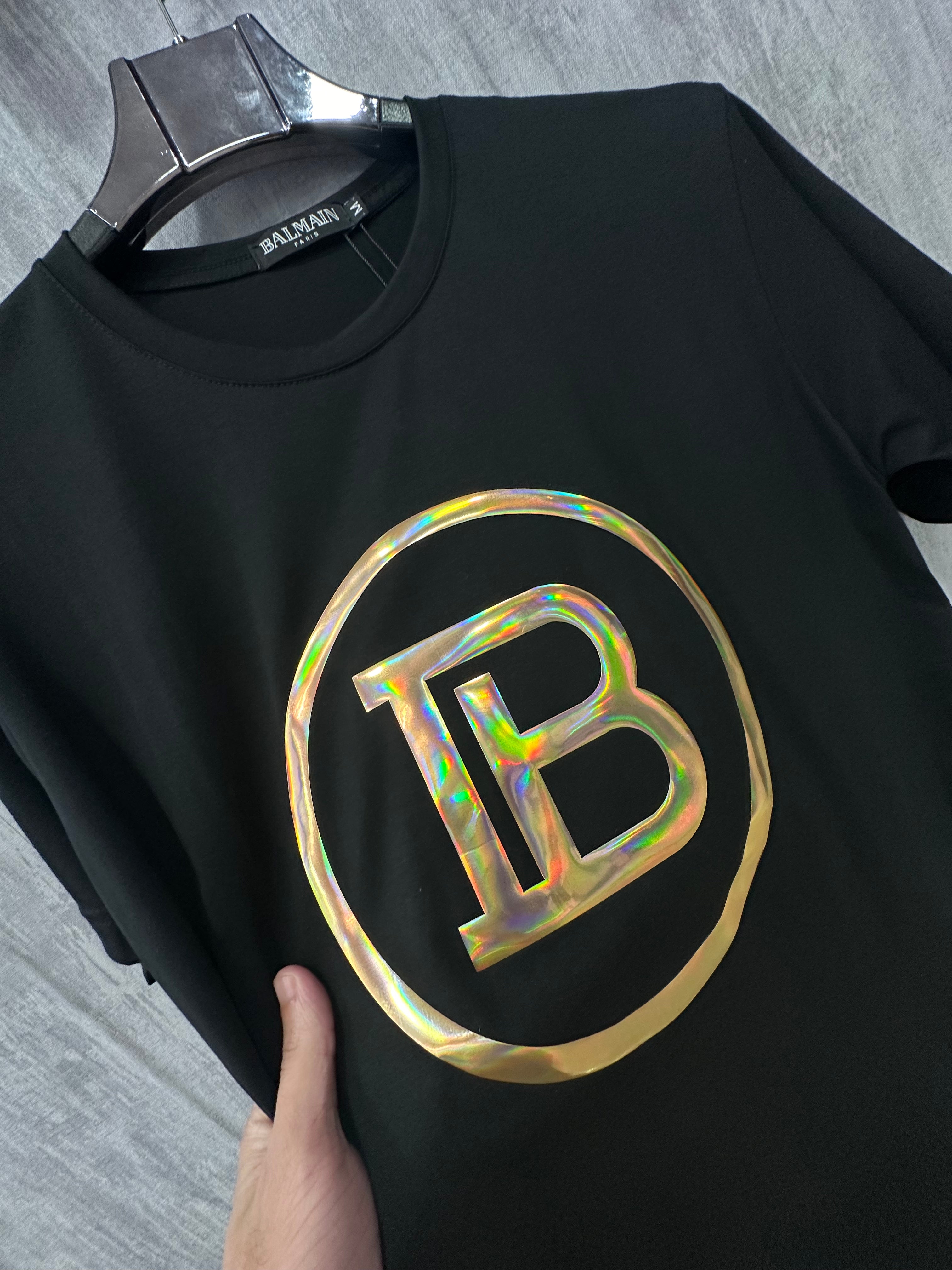 Camiseta MALHA CHINESA BALMAIN Clássica 188